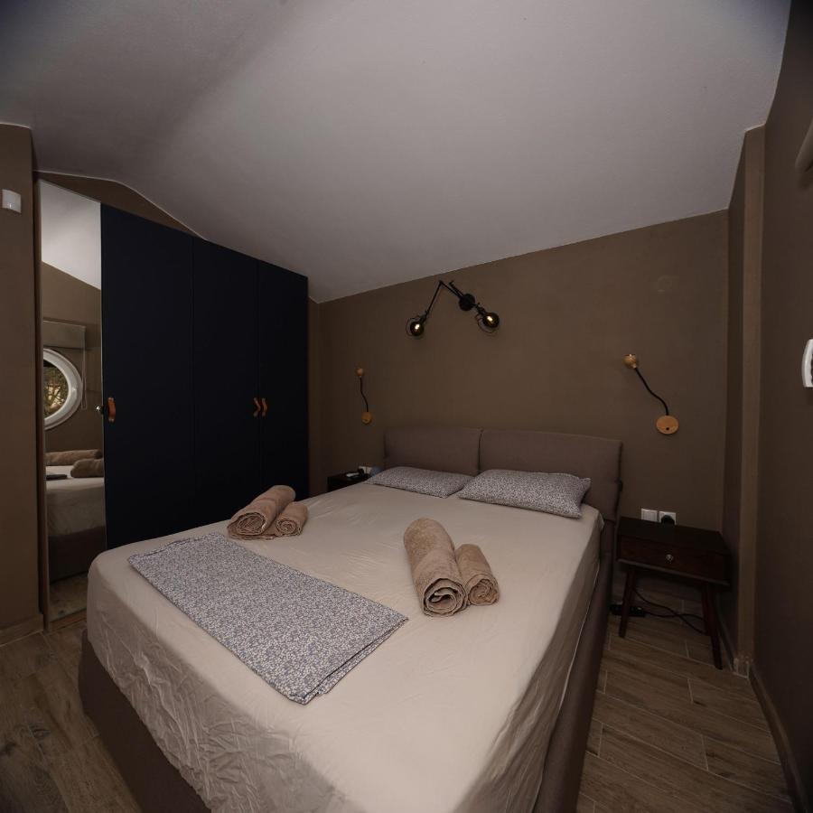 Villa Eli - Luxury Nature Getaway - Strategically Located For Beach Exploration - Onsite Power For Electric Vehicle Fourka Esterno foto