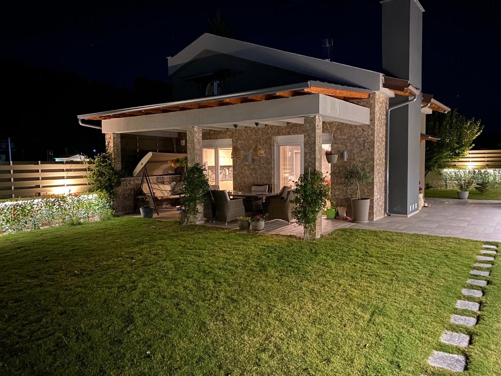 Villa Eli - Luxury Nature Getaway - Strategically Located For Beach Exploration - Onsite Power For Electric Vehicle Fourka Esterno foto