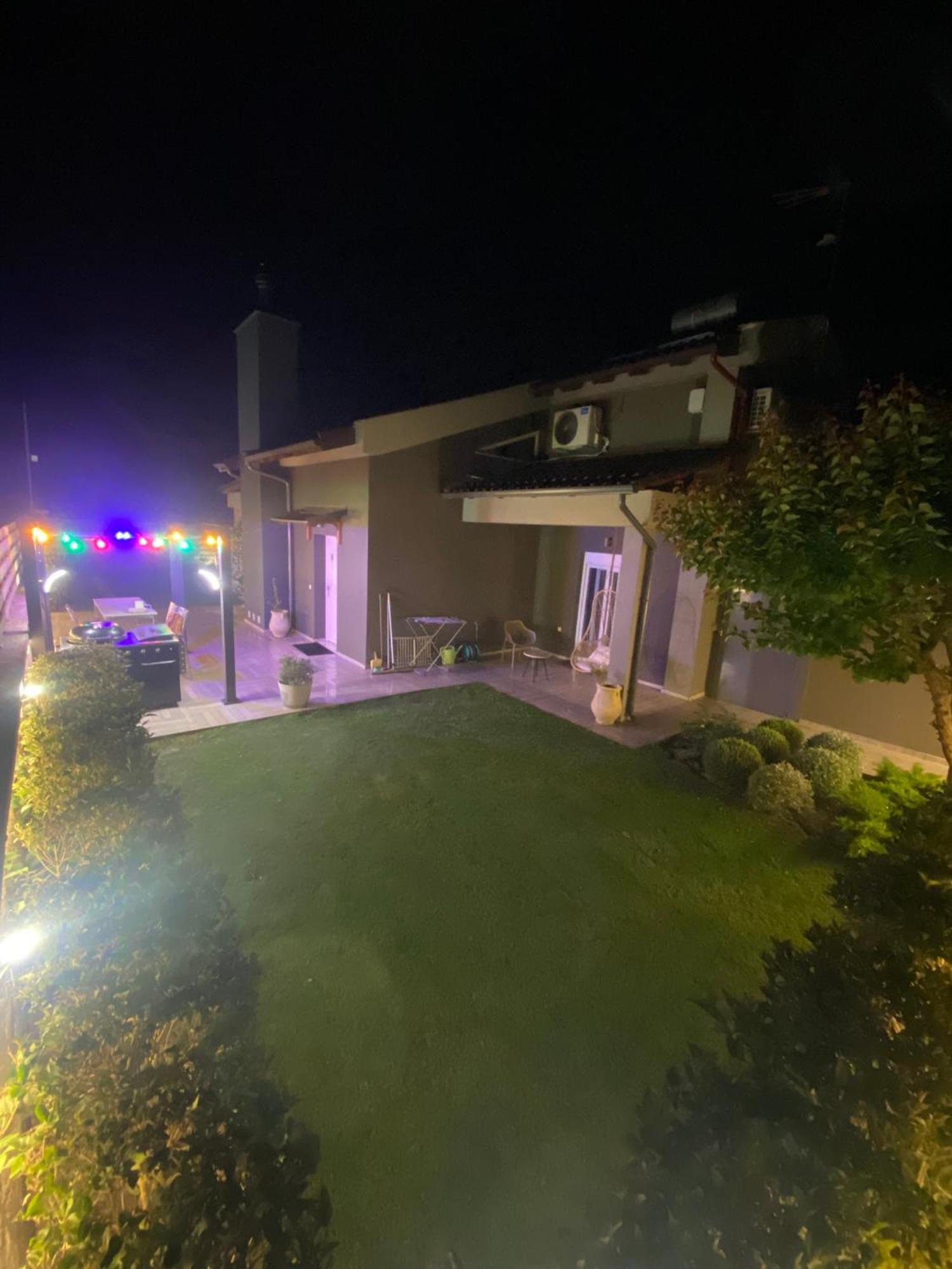 Villa Eli - Luxury Nature Getaway - Strategically Located For Beach Exploration - Onsite Power For Electric Vehicle Fourka Esterno foto
