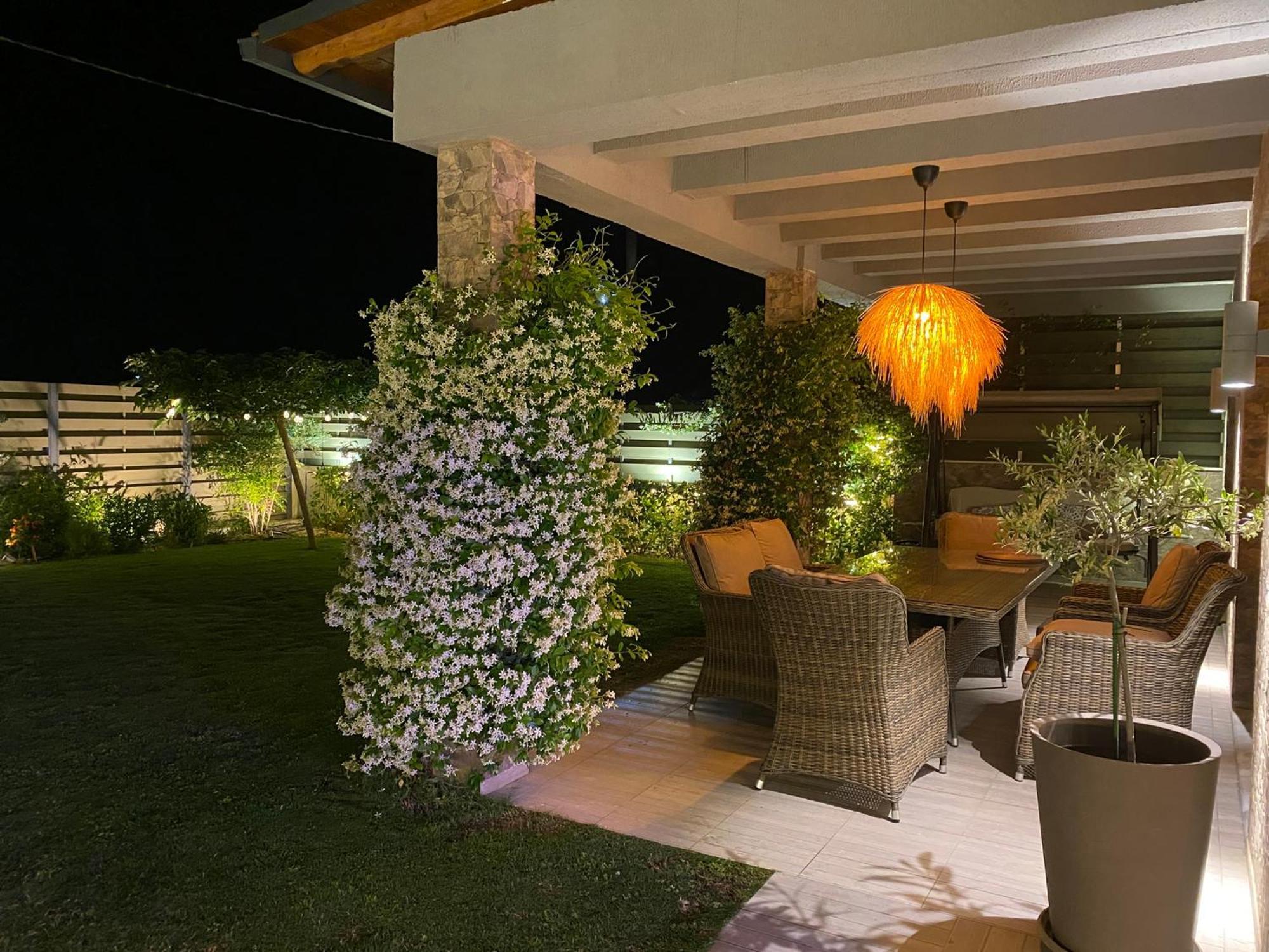 Villa Eli - Luxury Nature Getaway - Strategically Located For Beach Exploration - Onsite Power For Electric Vehicle Fourka Esterno foto