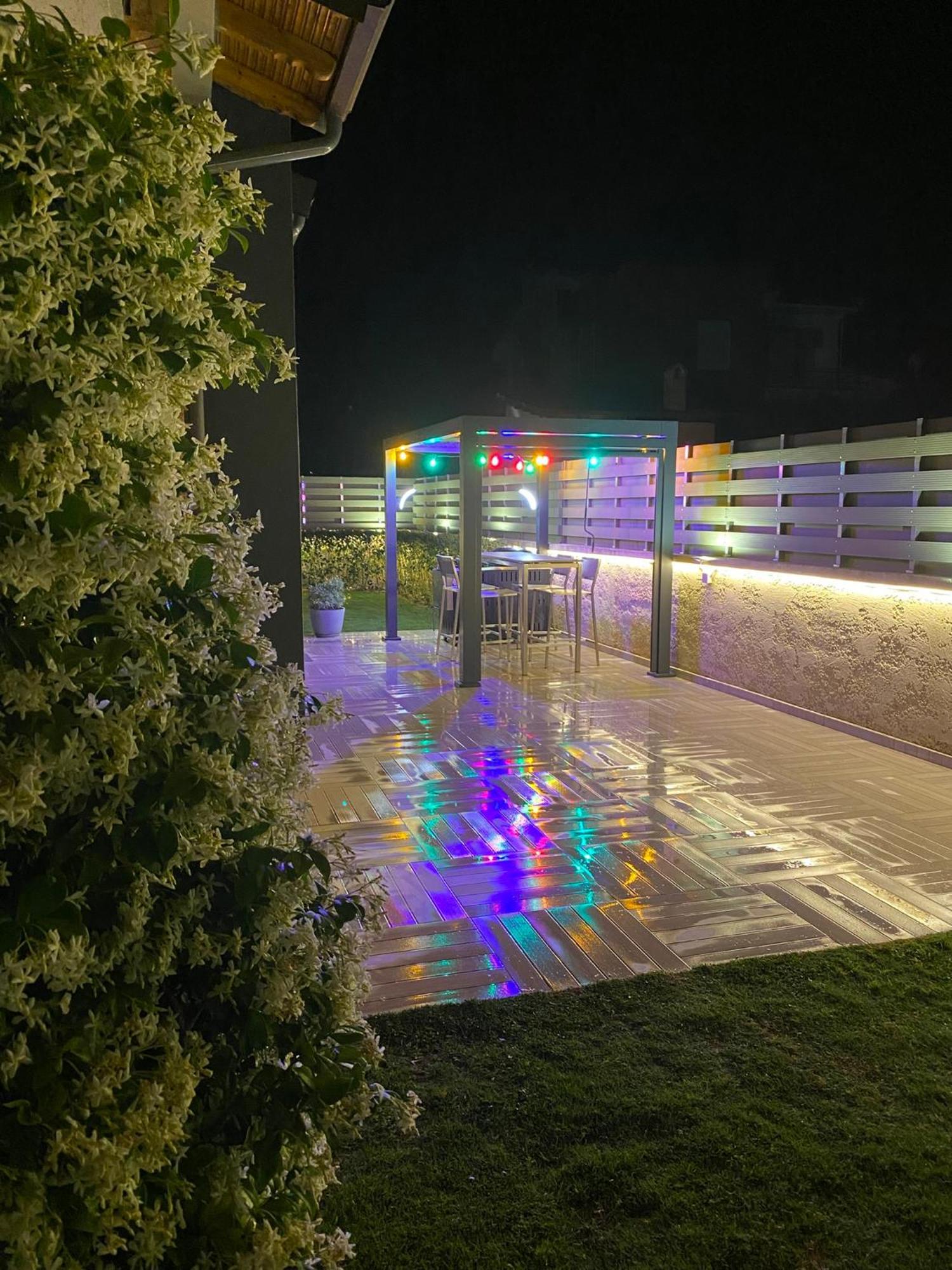 Villa Eli - Luxury Nature Getaway - Strategically Located For Beach Exploration - Onsite Power For Electric Vehicle Fourka Esterno foto
